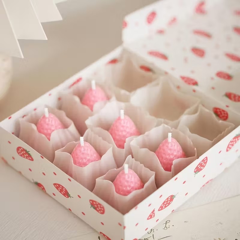 Strawberry Silicone Candle Mol - огляд і ціна Soap Making Ins
